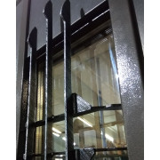 Bezpečnostné vchodové dvere Sparta do domu so sklom